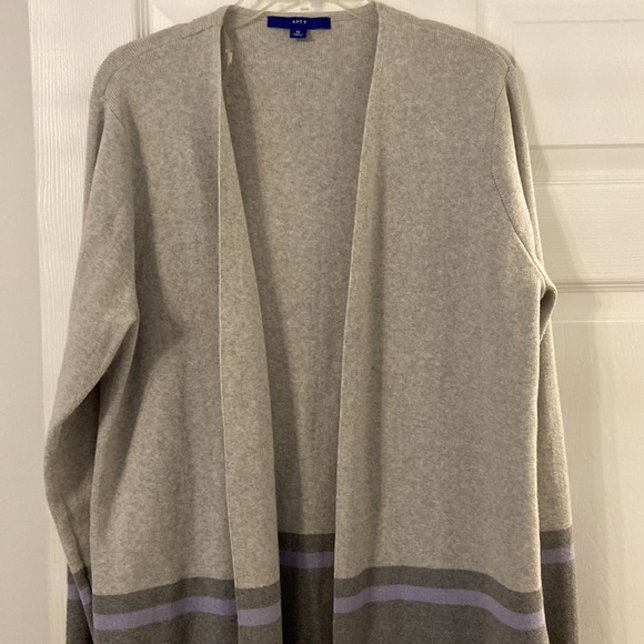 APT9 long sweater length 36” bust 42” excellent condition gray,lilac and white - Picture 2 of 12